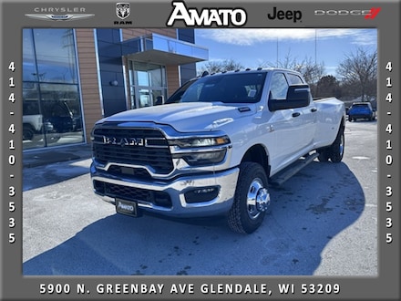 2026 Ram 3500 TRADESMAN CREW CAB 4X4 8' BOX Pickup