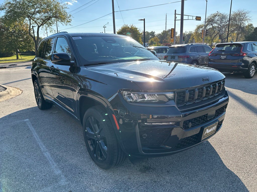 New 2027 Jeep Grand Cherokee 2 Row LIMITED 4X4 Sport Utility