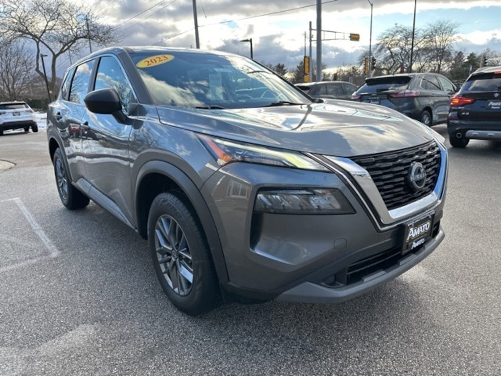 Used 2023 Nissan Rogue S SUV