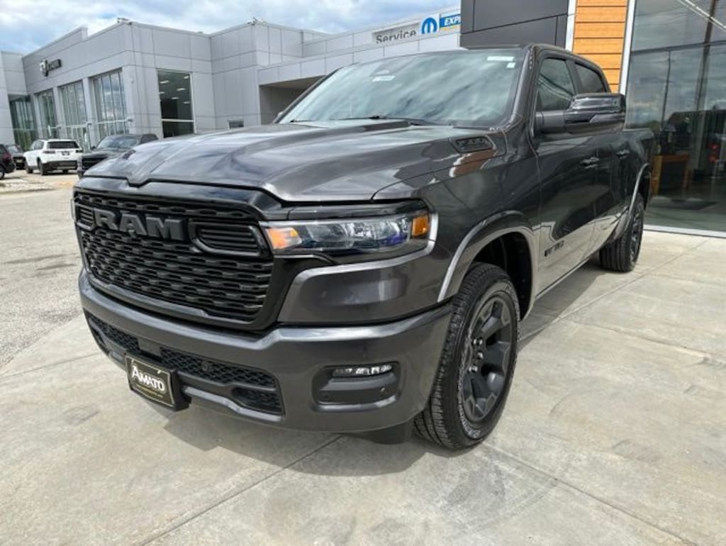 New 2026 Ram 1500 BIG HORN CREW CAB 4X4 5'7 BOX Pickup