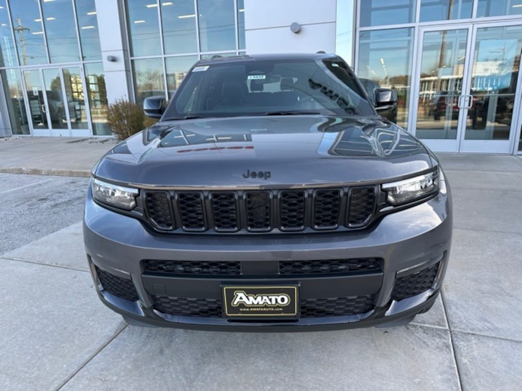 New 2025 Jeep Grand Cherokee L LIMITED 4X4 Sport Utility