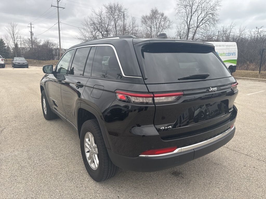 Used 2023 Jeep Grand Cherokee Laredo SUV