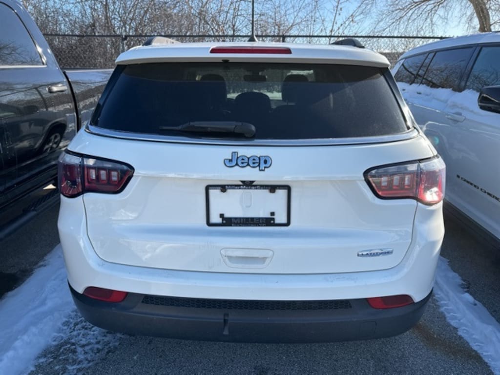 Used 2018 Jeep Compass Latitude SUV