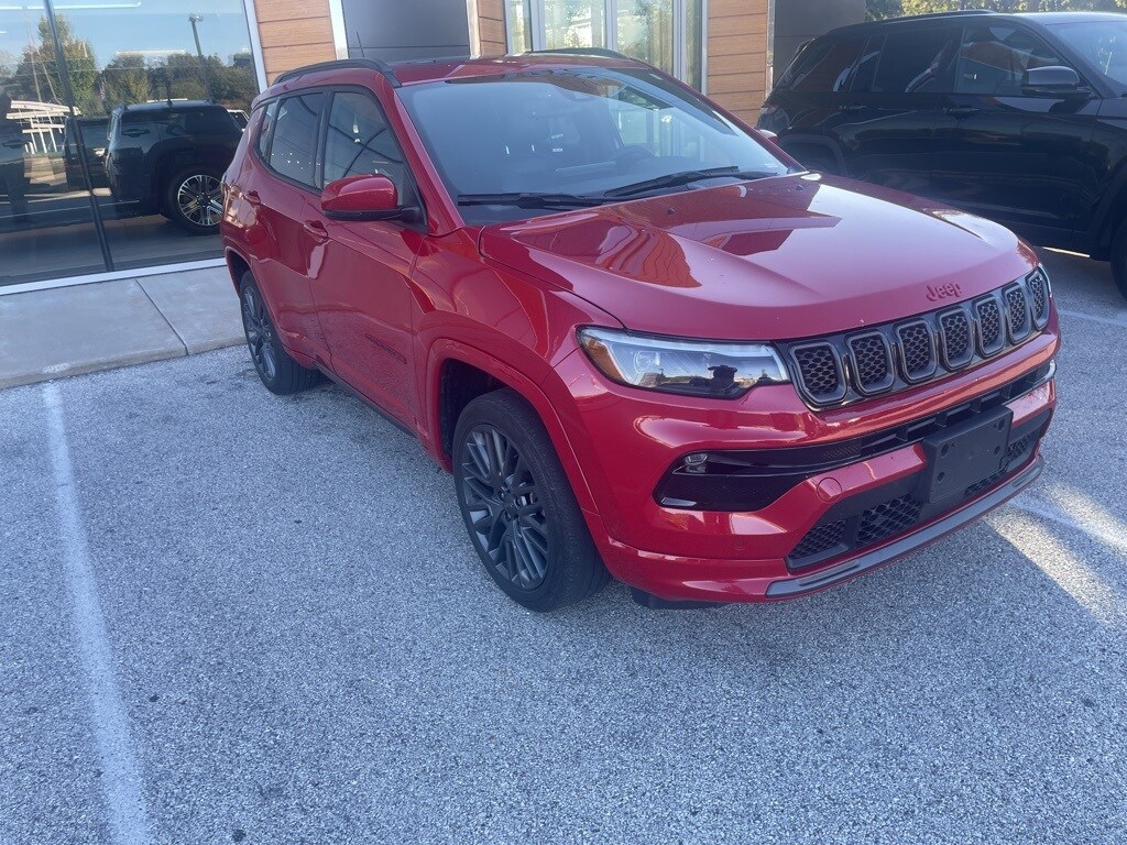 2024 Jeep Compass Limited photo 2