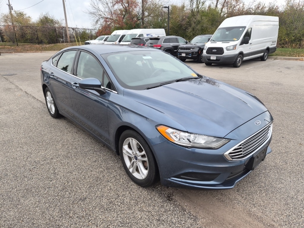Used 2018 Ford Fusion SE Sedan