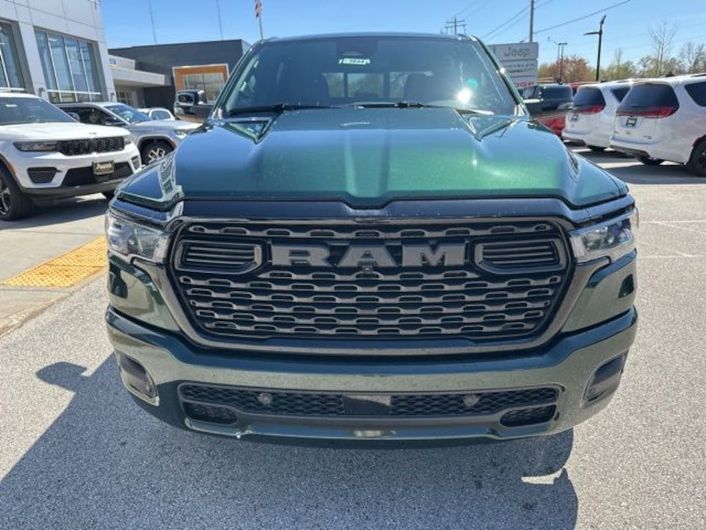 New 2026 Ram 1500 BIG HORN CREW CAB 4X4 5'7 BOX Pickup
