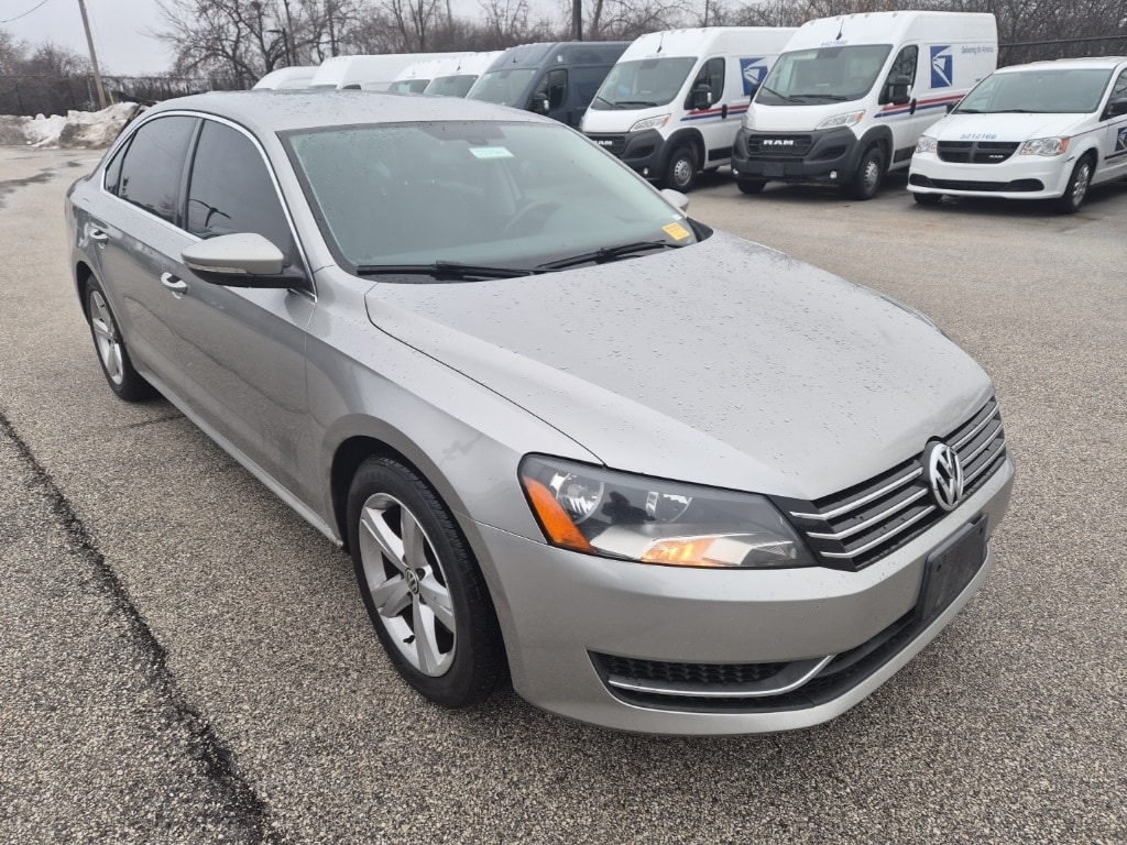 Used 2012 Volkswagen Passat 2.5 SE Sedan