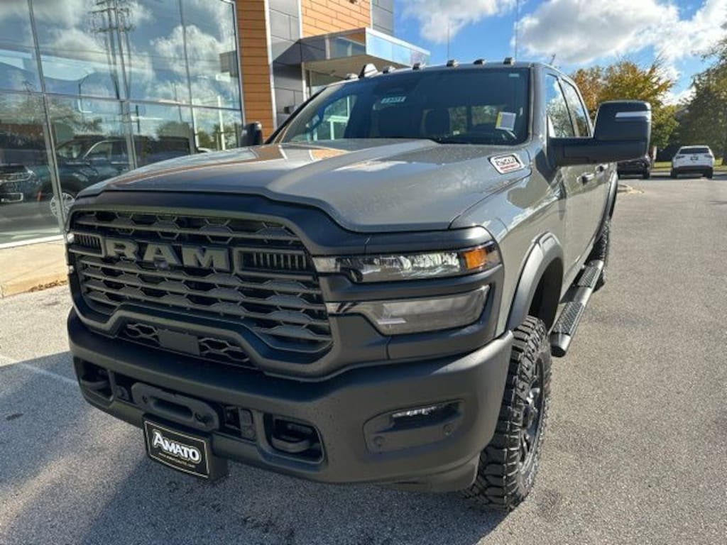 New 2026 Ram 2500 TRADESMAN CREW CAB 4X4 6'4 BOX Pickup