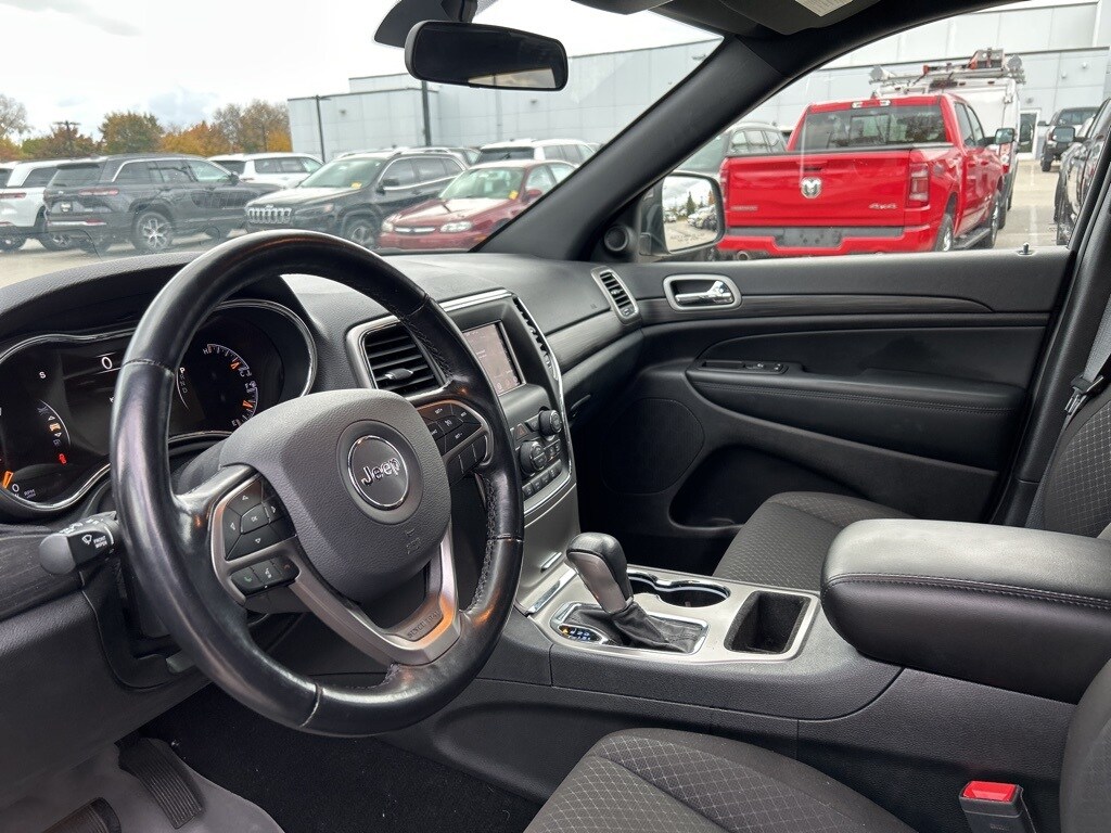 Used 2021 Jeep Grand Cherokee Laredo E SUV