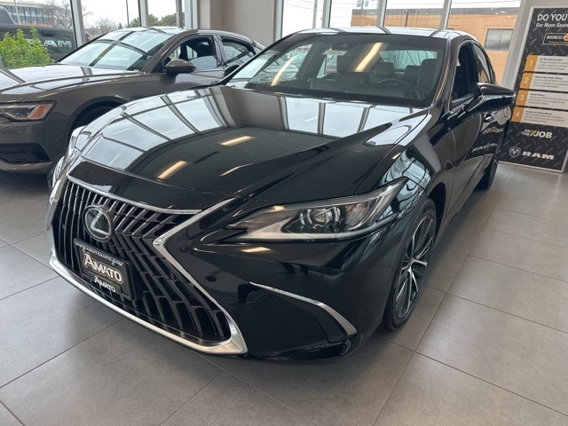 Used 2022 Lexus ES 250 with VIN 58AD11D18NU008651 for sale in Milwaukee, WI