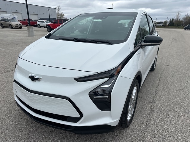 Used 2023 Chevrolet Bolt EV LT with VIN 1G1FW6S05P4170519 for sale in Milwaukee, WI