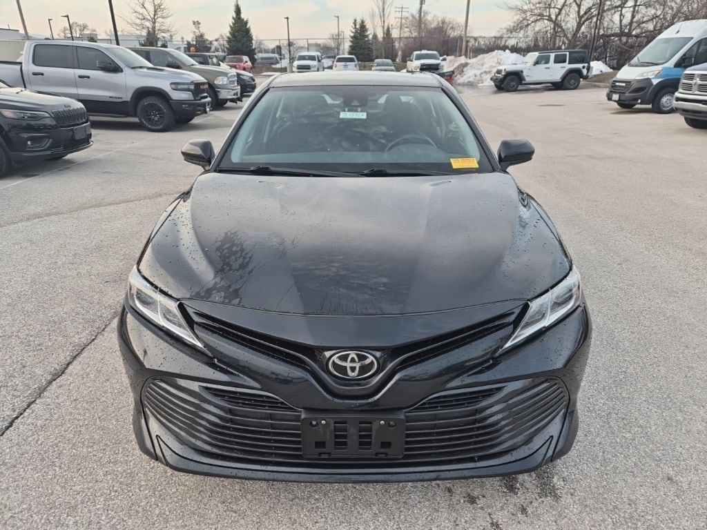 Used 2019 Toyota Camry LE with VIN 4T1B11HK3KU786031 for sale in Glendale, WI
