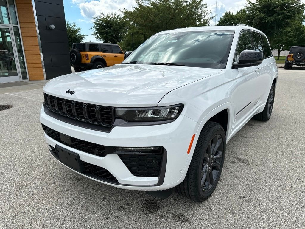 New 2026 Jeep Grand Cherokee LIMITED RESERVE 4X4 Sport Utility