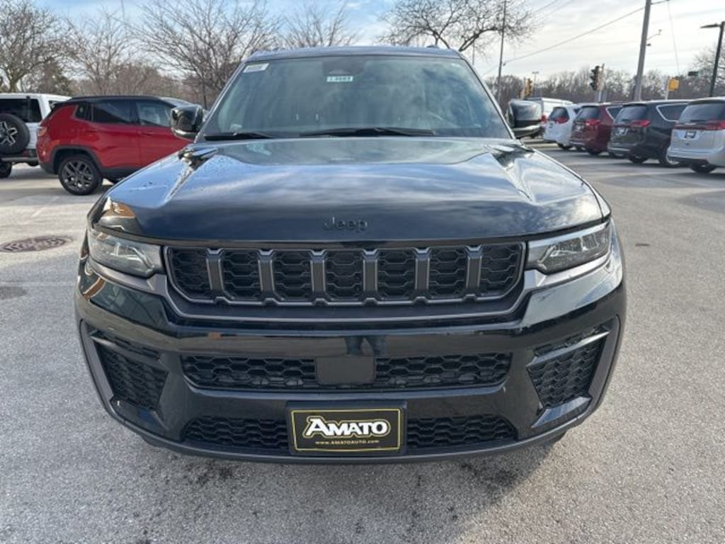 New 2026 Jeep Grand Cherokee L LAREDO ALTITUDE 4X4 Sport Utility