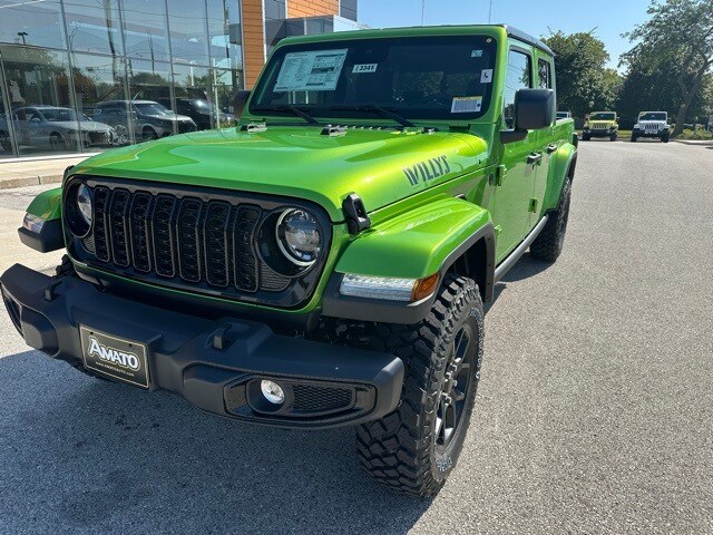 2025 Jeep Gladiator Willys photo 2