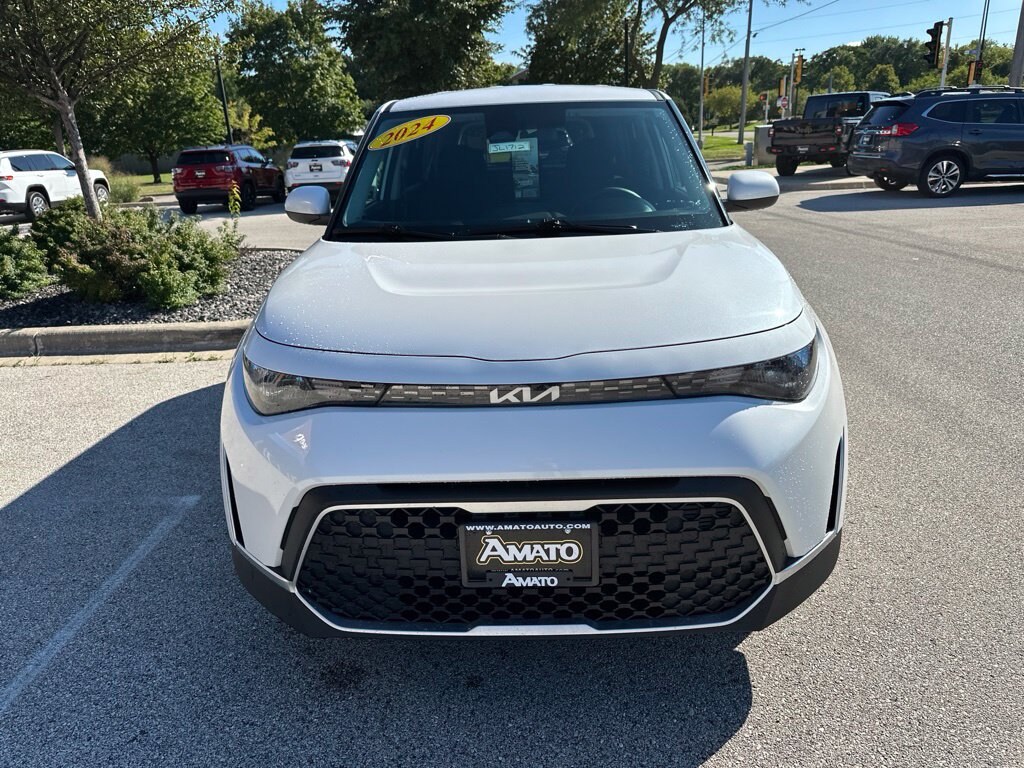 Used 2024 Kia