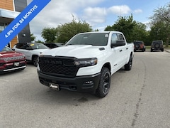 2026 Ram 1500 WARLOCK CREW CAB 4X4 5'7 BOX Pickup