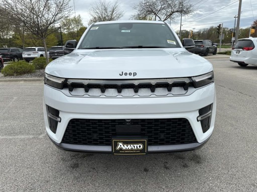 New 2026 Jeep Grand Wagoneer L 4X4 Sport Utility