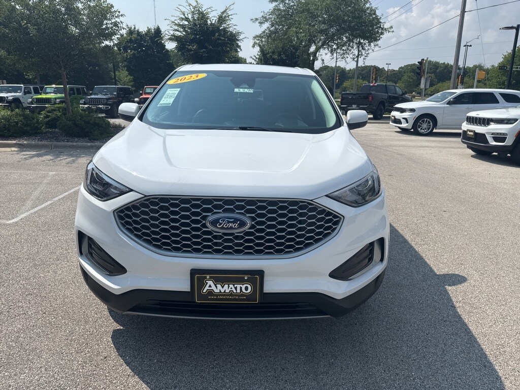 2023 Ford Edge SEL photo 3