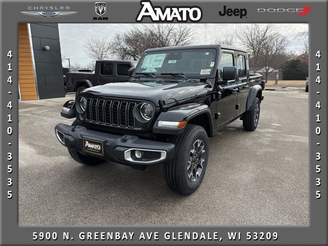 2026 Jeep Gladiator Sahara Auto's photo