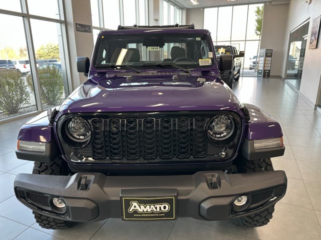 New 2026 Jeep Gladiator WILLYS 4X4 Pickup
