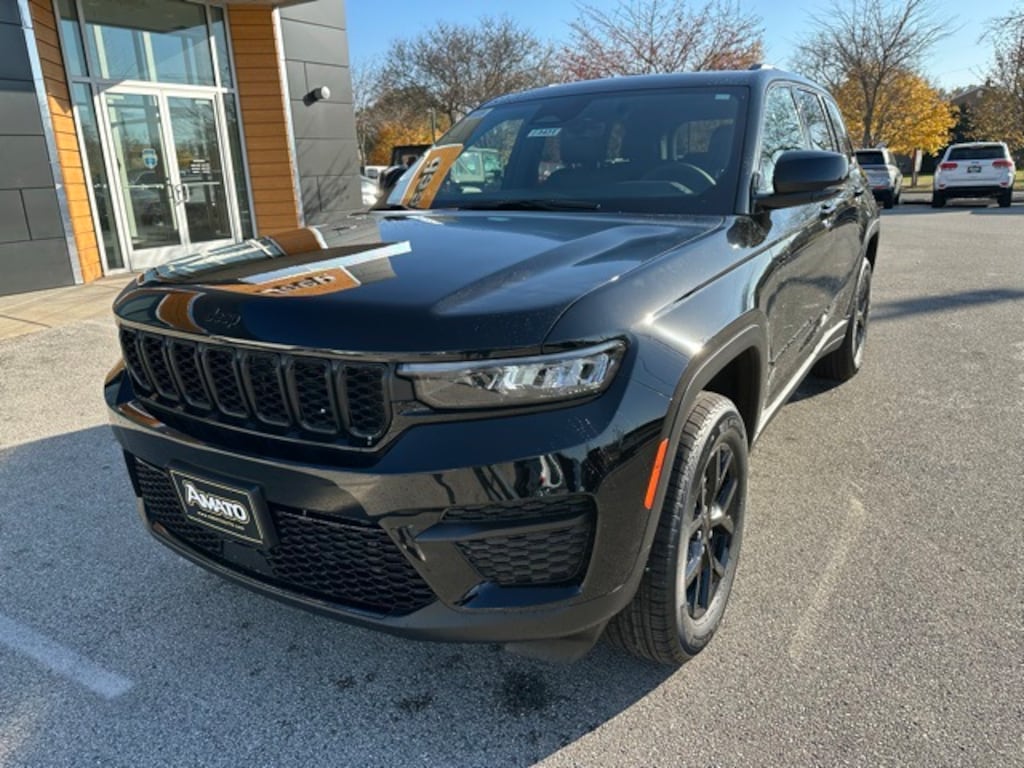 New 2025 Jeep Grand Cherokee ALTITUDE X 4X4 Sport Utility