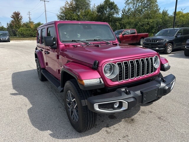 2024 Jeep Wrangler Sahara photo 3