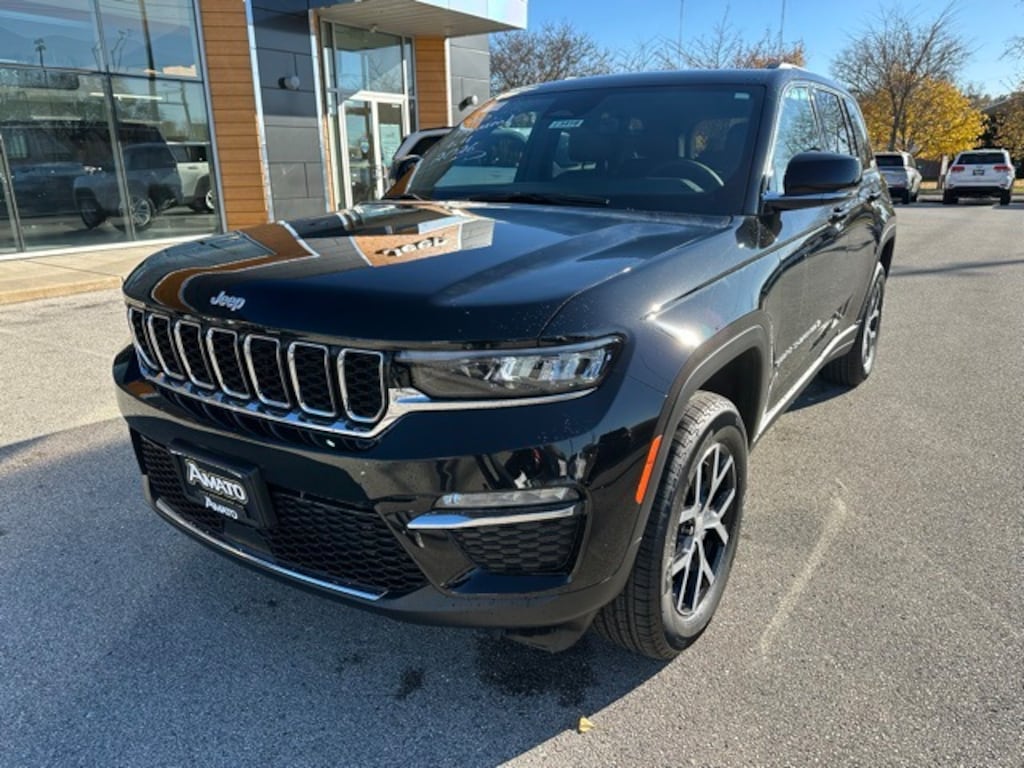 New 2025 Jeep Grand Cherokee LIMITED 4X4 Sport Utility