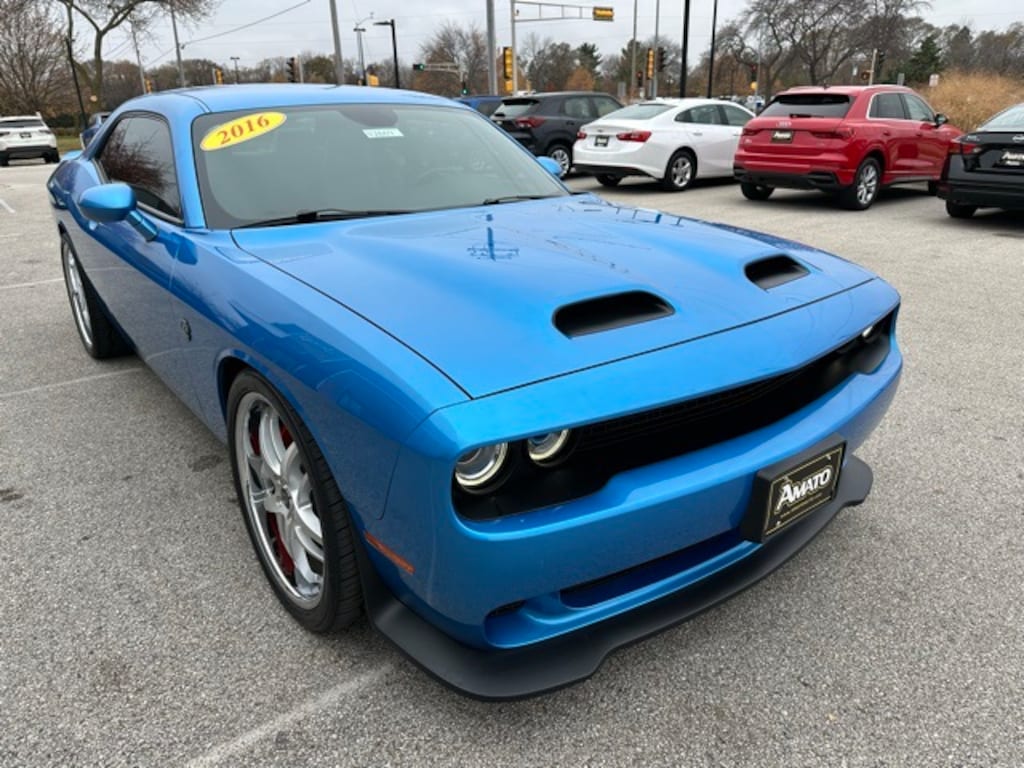 Used 2016 Dodge Challenger SRT Hellcat Coupe