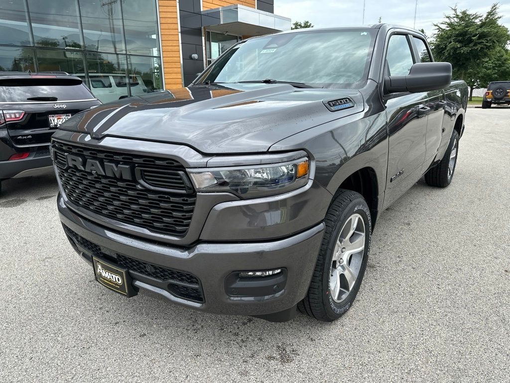 New 2026 Ram 1500 EXPRESS QUAD CAB 4X4 6'4 BOX Pickup