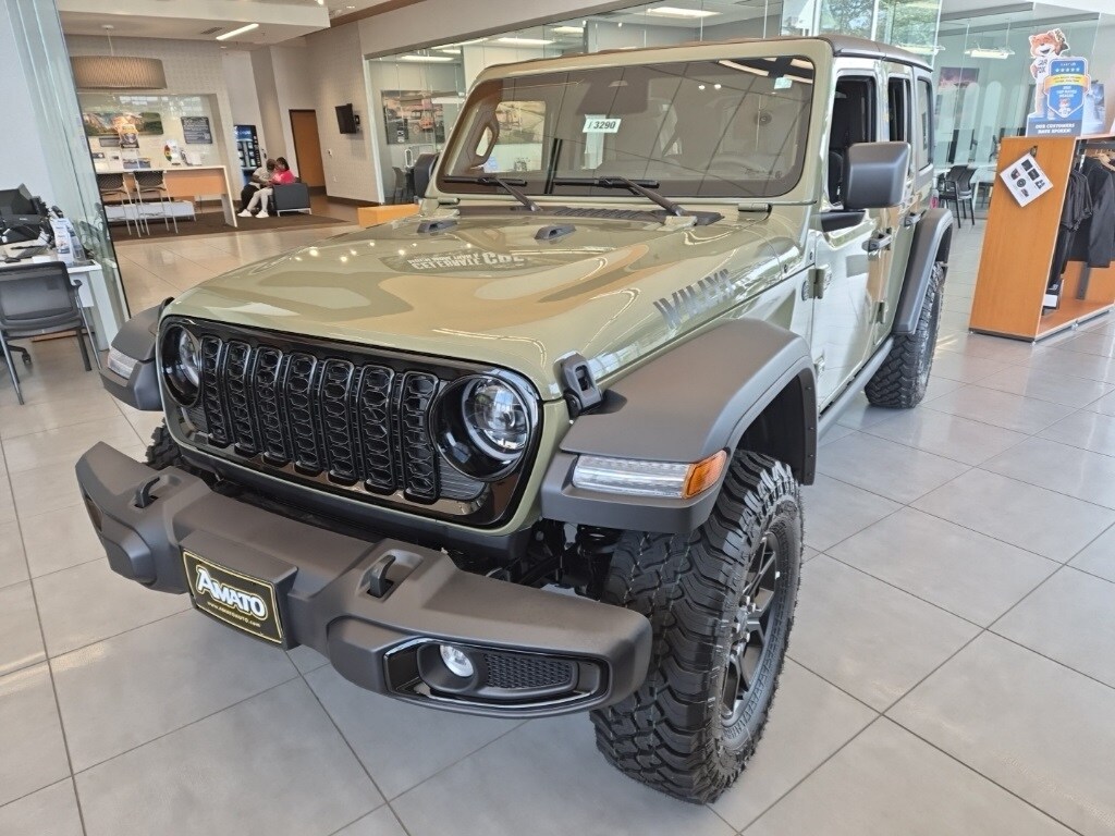 2025 Jeep Wrangler Willys photo 2