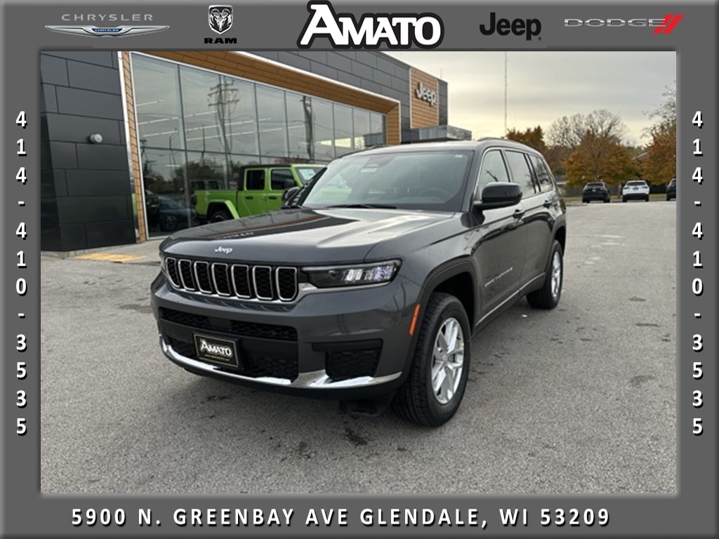 2025 Jeep Grand Cherokee L Laredo's photo
