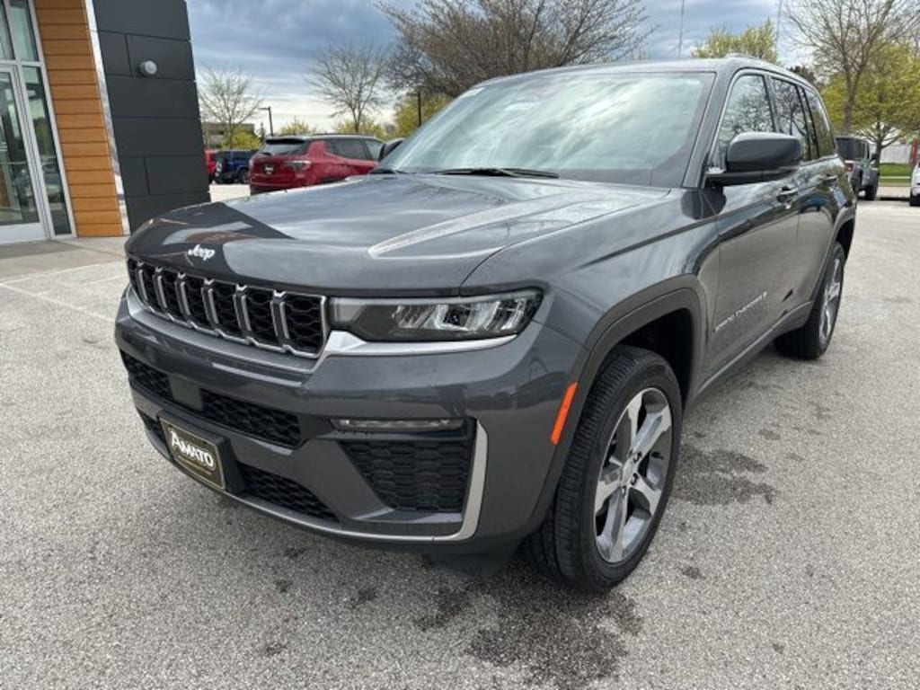 New 2026 Jeep Grand Cherokee LIMITED 4X4 Sport Utility
