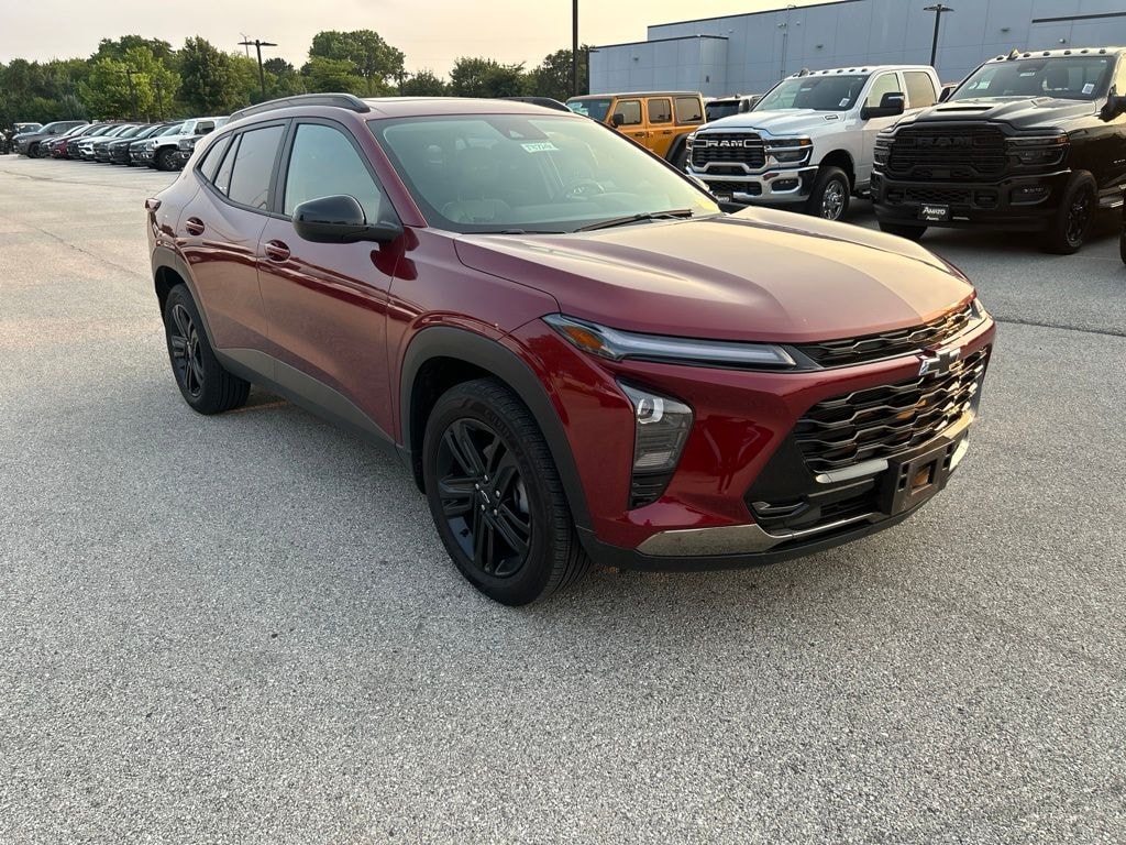 Used 2024 Chevrolet Trax Activ SUV