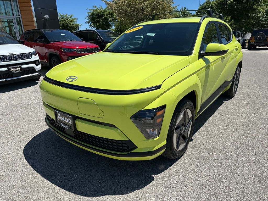 Used 2024 Hyundai Kona EV SEL with VIN KM8HC3A68RU010422 for sale in Glendale, WI