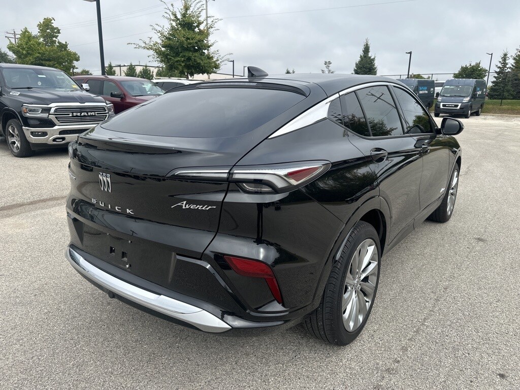 2024 Buick Envista Avenir photo 4