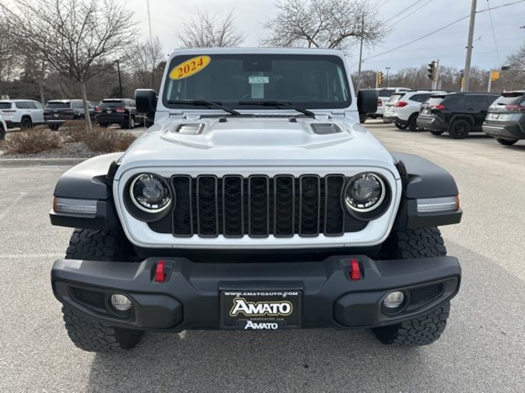 Used 2024 Jeep Wrangler Rubicon SUV