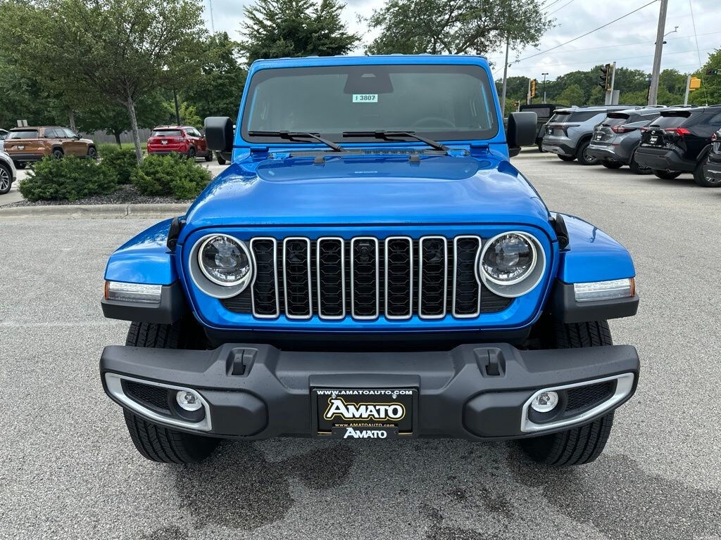 New 2026 Jeep Wrangler 4-DOOR SAHARA Sport Utility
