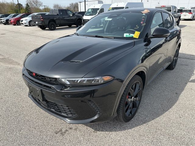 Used 2024 Dodge Hornet R/T with VIN ZACPDFCW7R3A17771 for sale in Glendale, WI