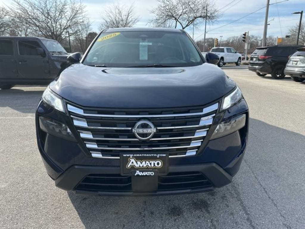Used 2025 Nissan Rogue SV SUV