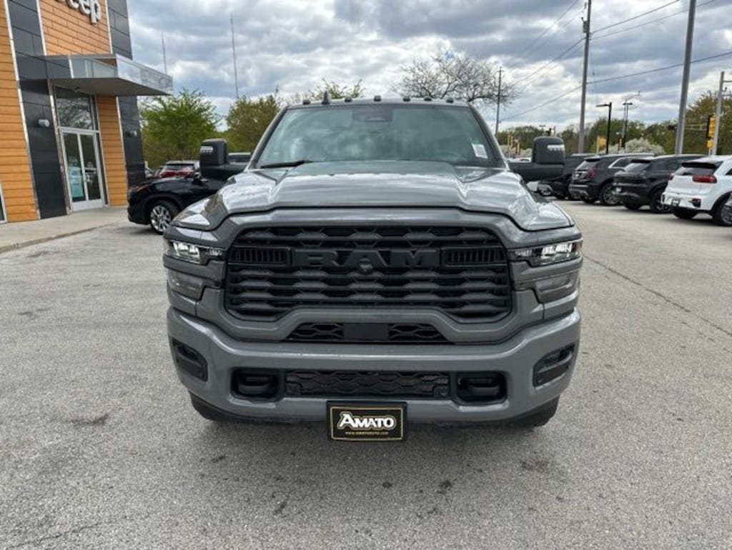 New 2026 Ram 2500 BIG HORN CREW CAB 4X4 6'4 BOX Pickup