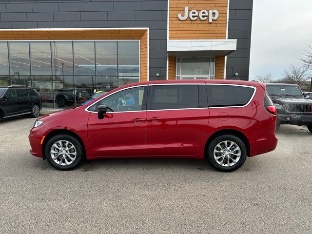 2026 Chrysler Pacifica Select - Photo 9