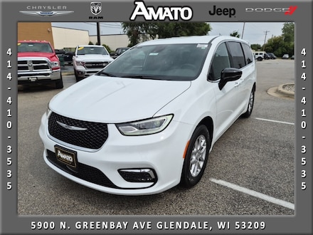 2026 Chrysler Pacifica SELECT Passenger Van