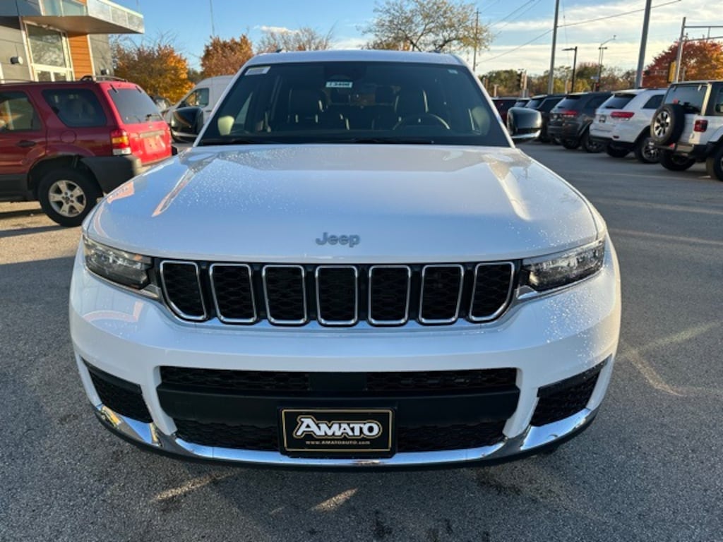 New 2025 Jeep Grand Cherokee L LIMITED 4X4 Sport Utility