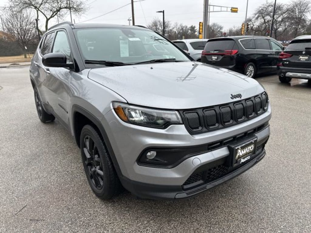 Used 2022 Jeep Compass Altitude SUV