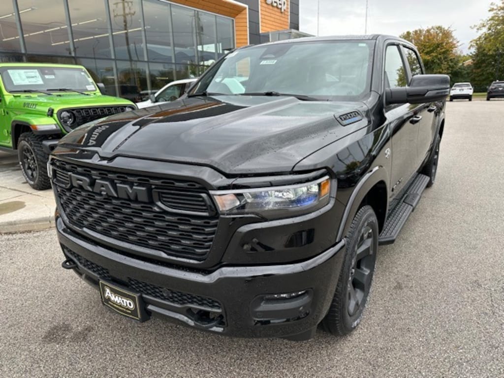 New 2026 Ram 1500 BIG HORN CREW CAB 4X4 5'7 BOX Pickup
