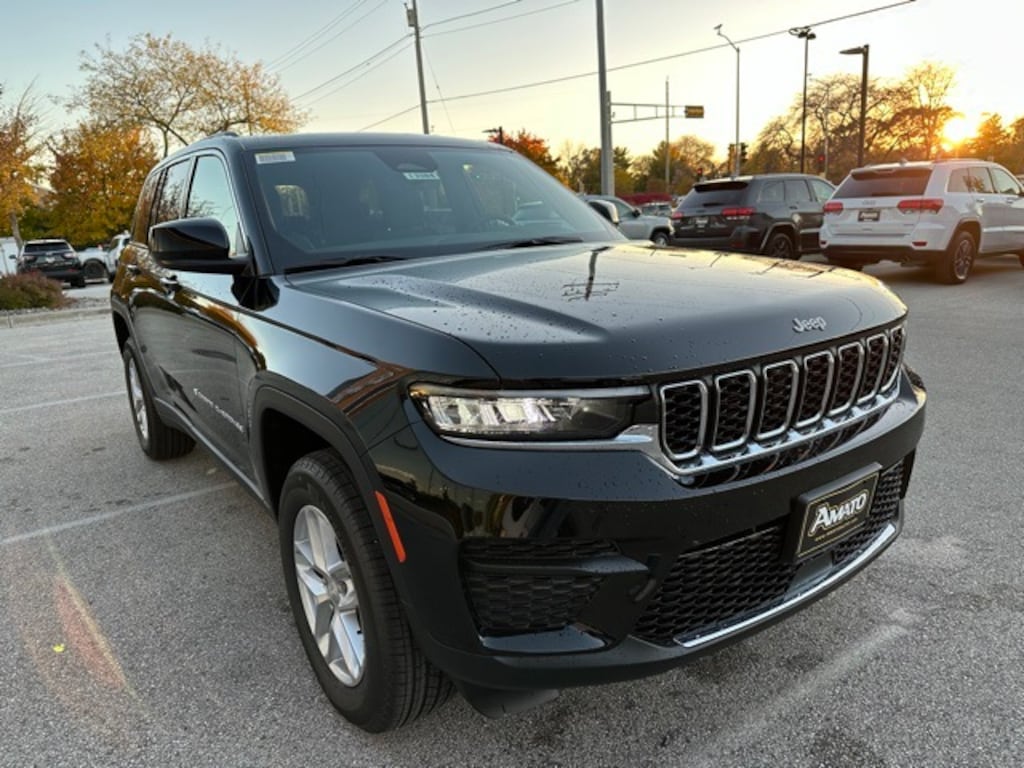 New 2025 Jeep Grand Cherokee LAREDO X 4X4 Sport Utility