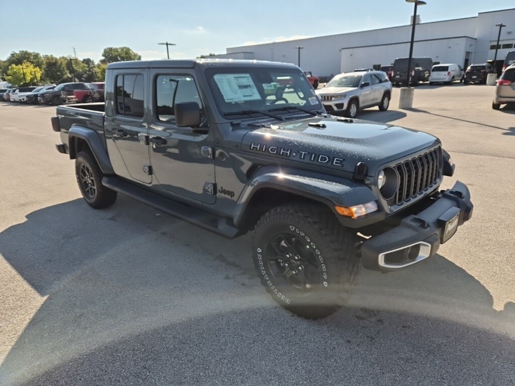 2025 Jeep Gladiator Sport photo 4