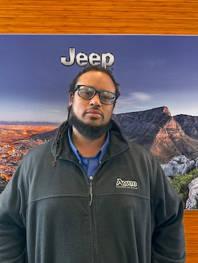 Staff member D'Juan Staten from ID_31c2843a7723
