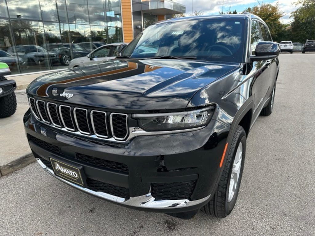 New 2025 Jeep Grand Cherokee L LAREDO X 4X4 Sport Utility